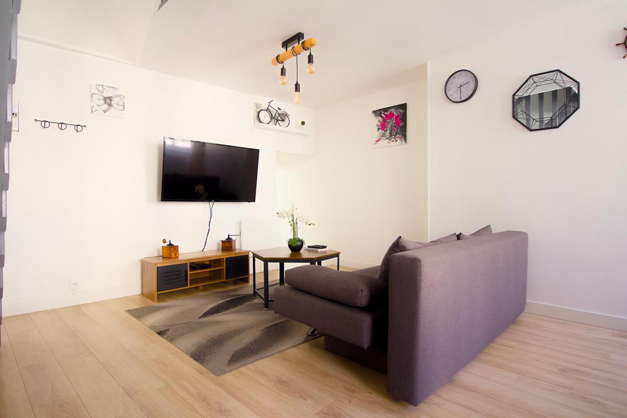 Triplex Lumineux A Cherbourg, Hyper Centre, 2 Pas Du Port & Vie Nocturne, Intendance Luxury Host Exterior foto